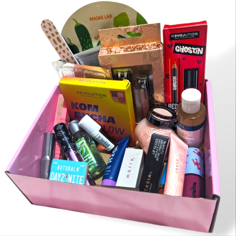 Beauty Box ( OFFERS WELCOME)